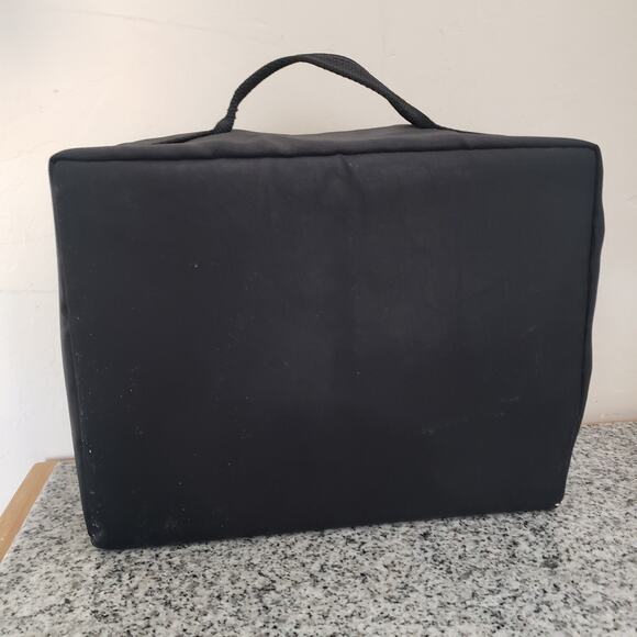 VTG Conductor Series CD Storage Holds 30 CDs Hard Plastic Insert Zipper‎ EUC - Picture 5 of 11